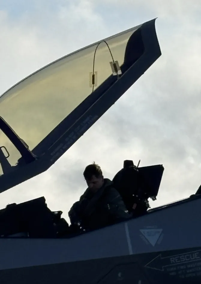 F35